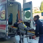 Adana’da işçi servisi devrildi: 17 kişi yaralandı